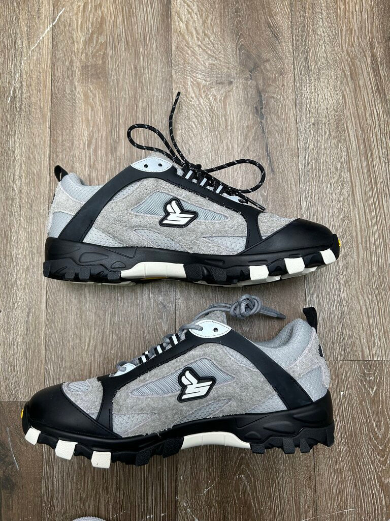 New Sicko Hiking Grey Black Sz.10