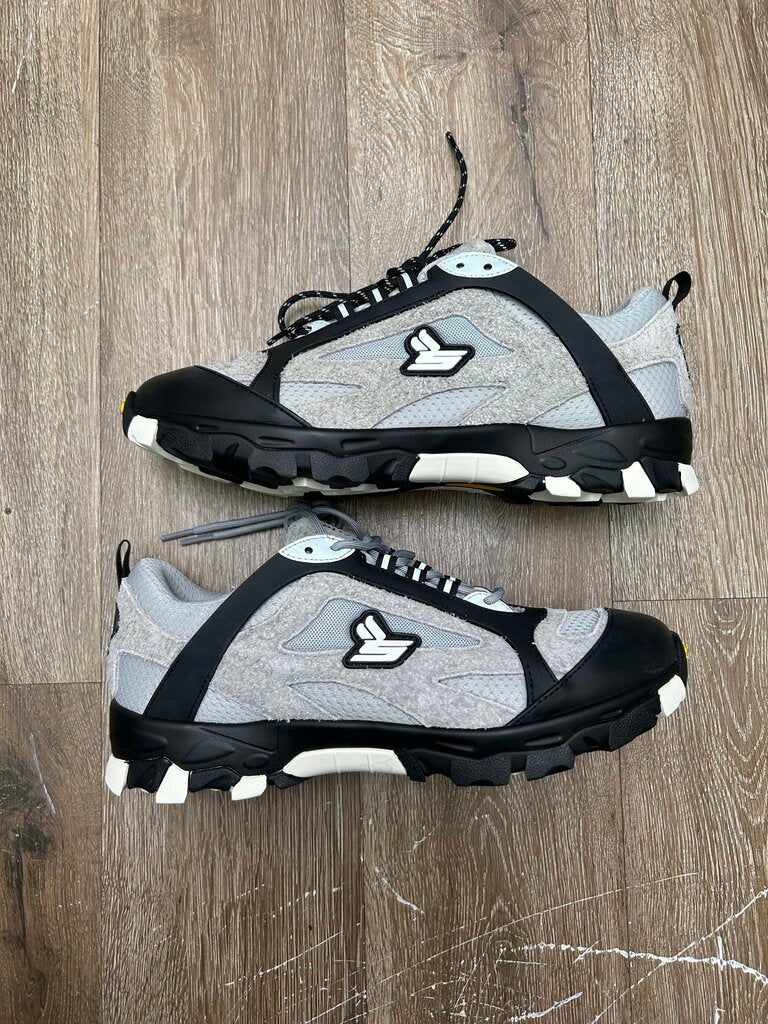 New Sicko Hiking Grey Black Sz.10