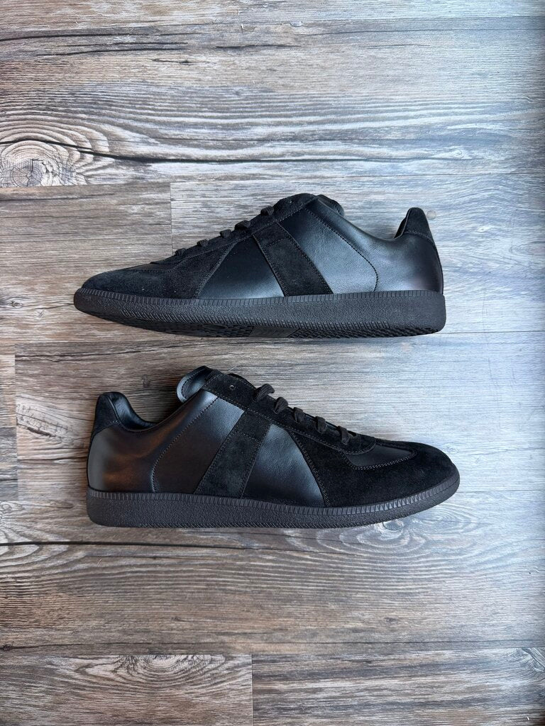 New Maison Margiela GAT Triple Black Sz. 46