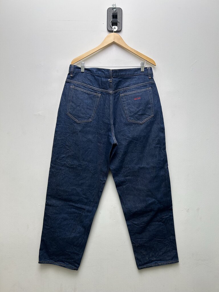 Preowned Supreme Raw Dark Denim Sz.34