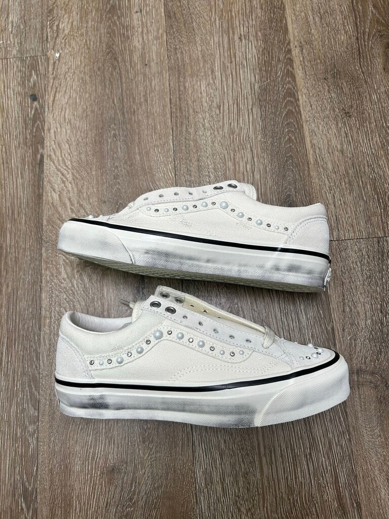 New Vans White Pealized Sz.6.5