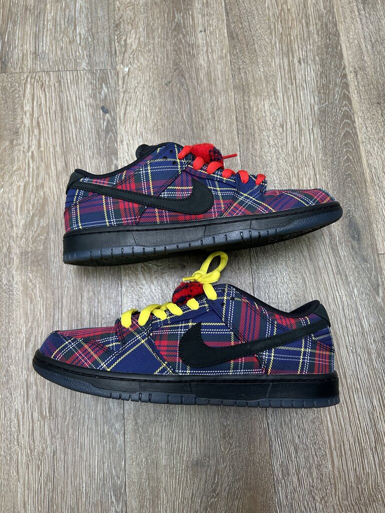 Preowned Nike Sb Dunk Nardwuar Sz.9.5