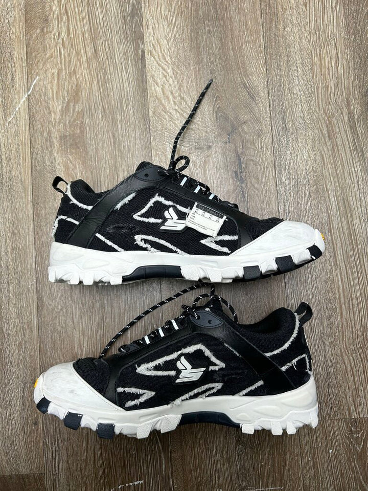 SNEAKERS – Page 3 – Shop Status