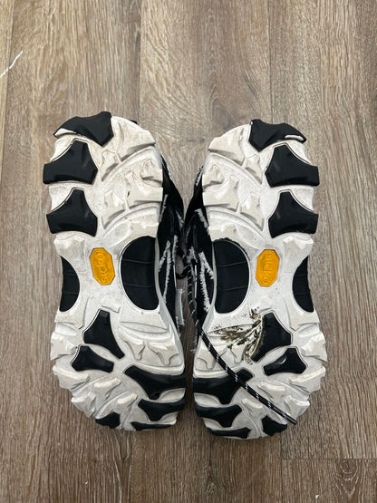 Preowned Sicko Hiking Sneaker Black White Sole Sz.8.5