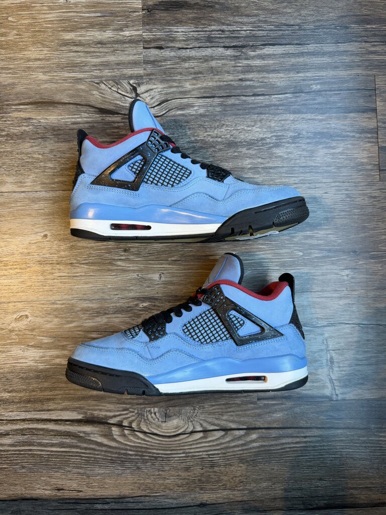 Preowend Jordan 4 Travis Scott size 9.5(no box)