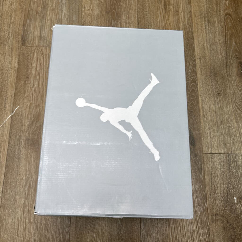 Preowned Jordan 5 Wolf Grey sz.12