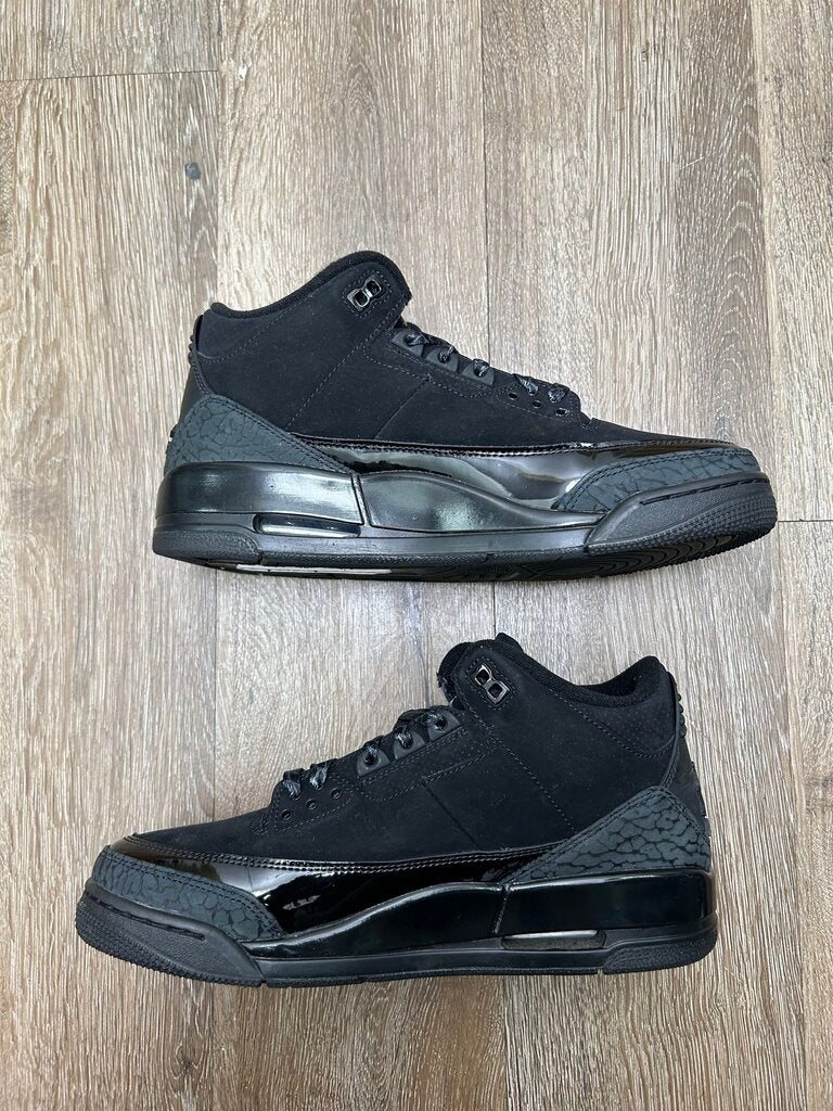 Preowned Jordan 3 Black Cat Sz.9