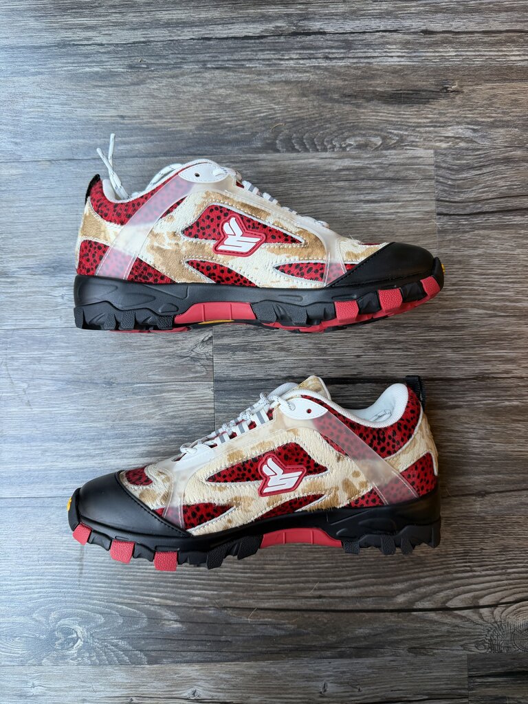 New Sicko Hiking Shoe Red/Brown Giraffe Size 8
