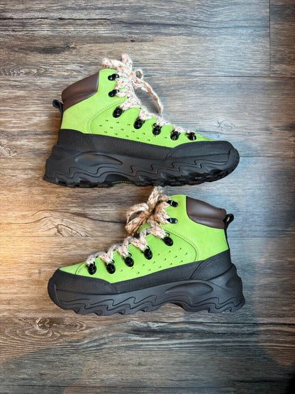 New GV Gallery Green Ski Boots Size 11