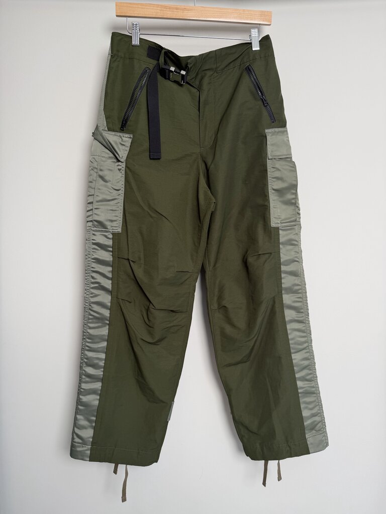 Pre-Owned Sacai Nylon Cargo Sz. 30
