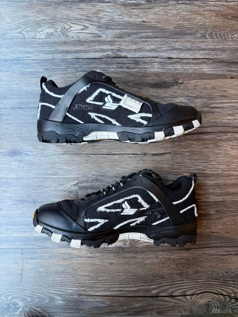 New Sicko Black Black Distressed Size 11