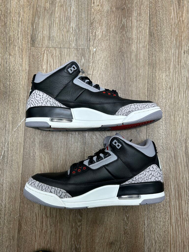 Preowned Jordan 3 Black Cement size 10