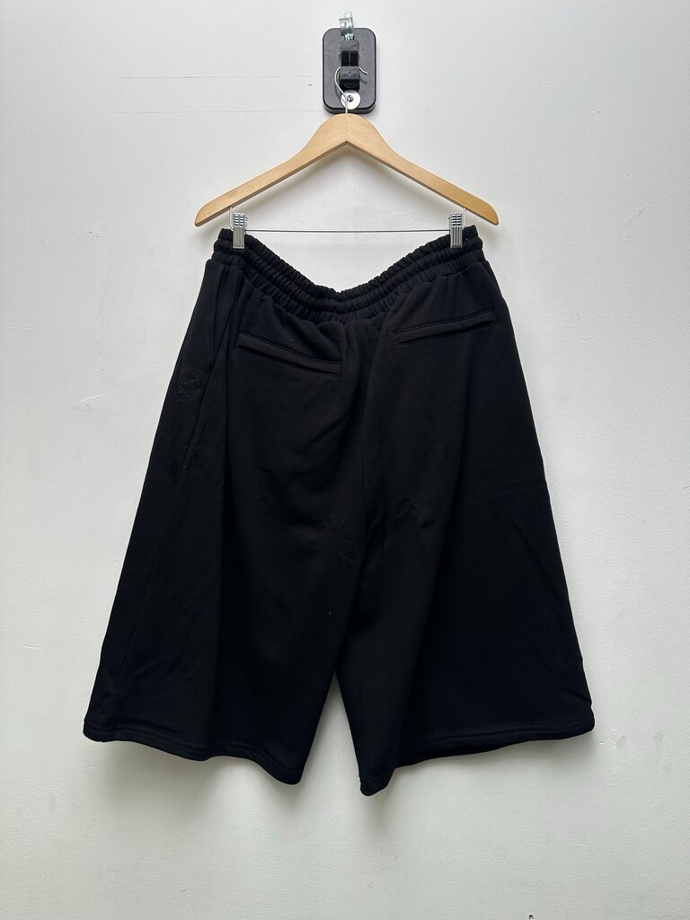 New Faciane Black 3/4 Sweatshorts sz.XXL 2XL