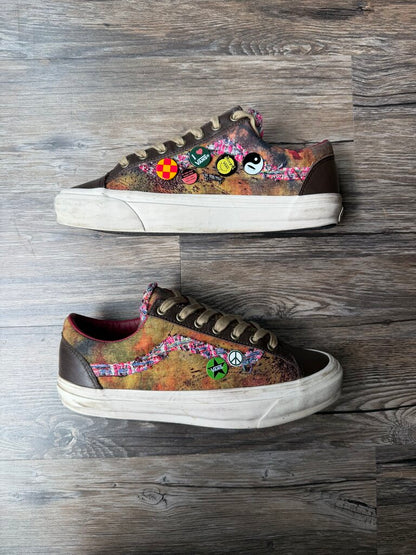 Preowned Vans Souvenir Chanel Size 10