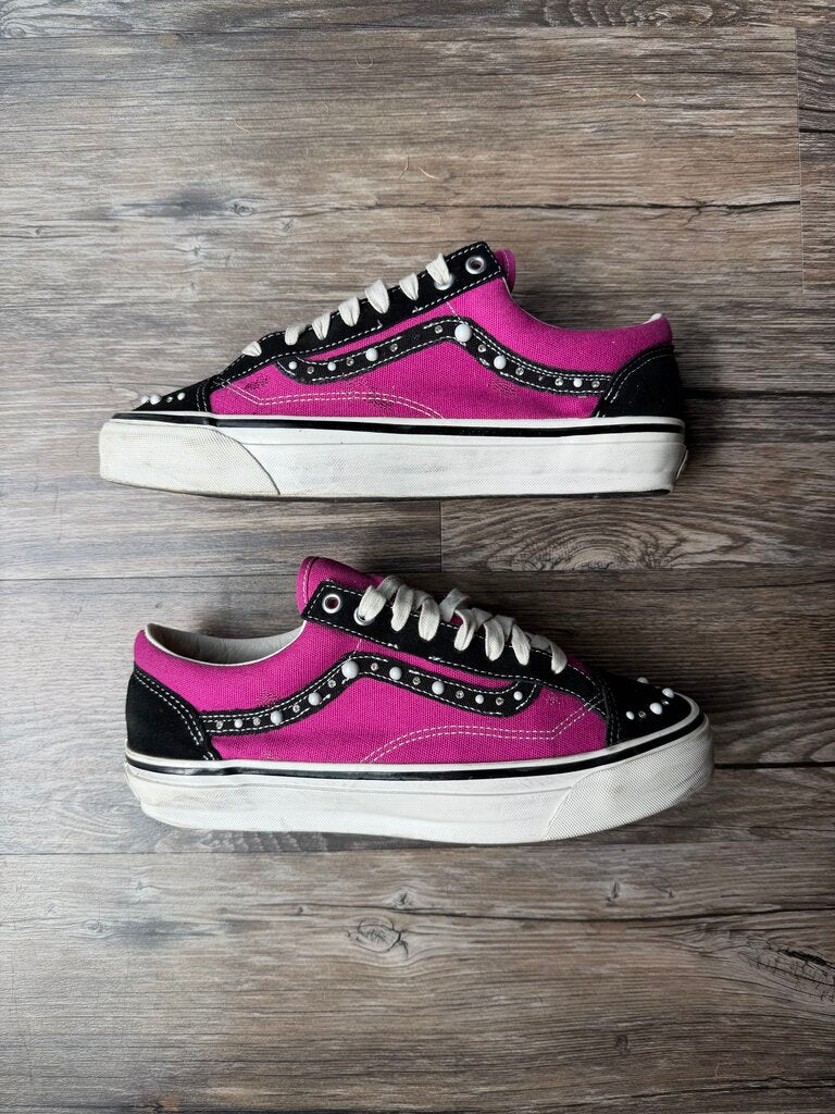Preowned Vans Pearlized Pink Size 9.5