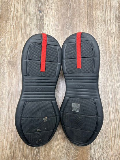 Preowned Prada Americas Cups Black Size 9 (11M)