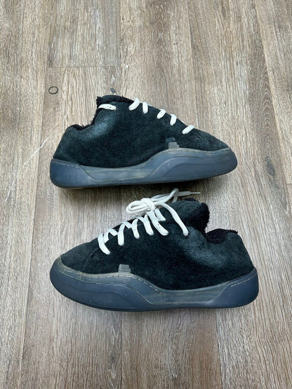 Preowned ERL Vamp Black White Lace Sz.10 (No Box)