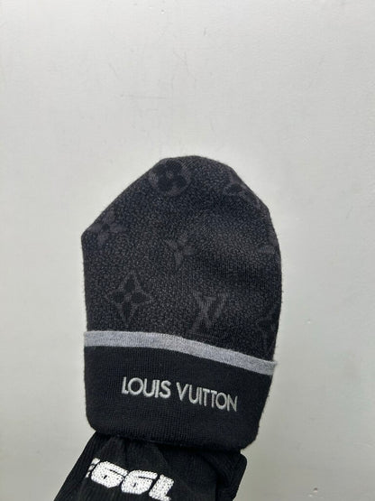 Preowned Louis Vuitton Monogram Black grey Beanie