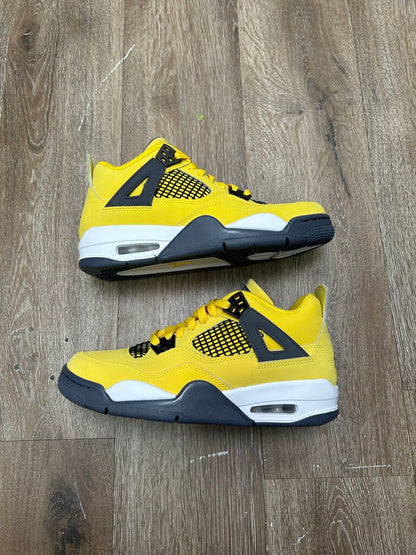 New Jordan 4 Lightning Sz.6.5Y