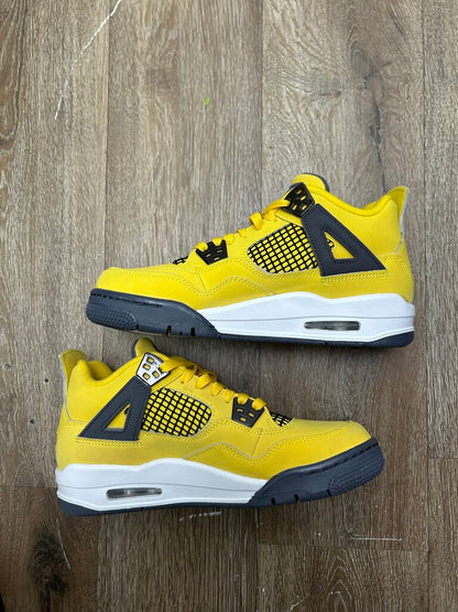 New Jordan 4 Lightning Sz.6.5Y