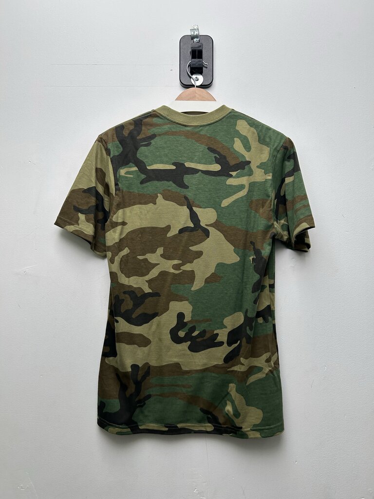 New Supreme Camo Arabic Box Logo Tee Sz.Small