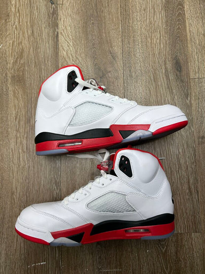Preowned Jordan 5 Fire Red Sz.10.5