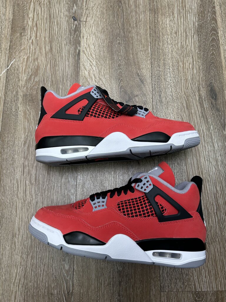 New Jordan 4 Toro Size 9