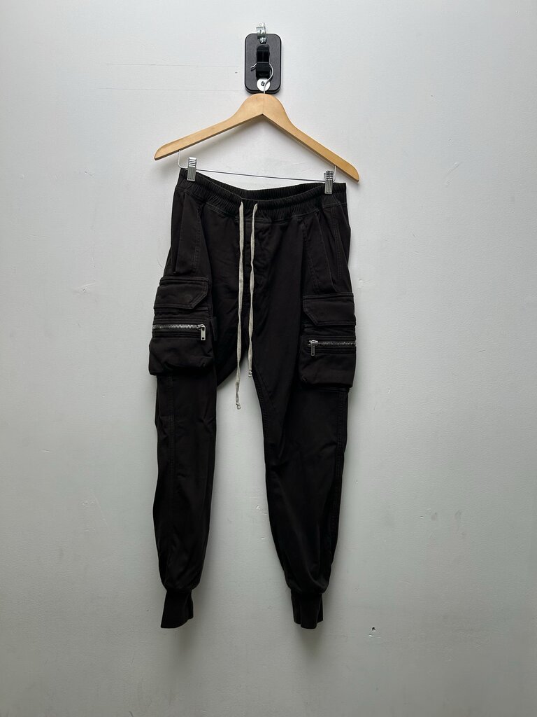 Preowned Rick Owens Dark Dust Pocket Zipper Cargo Sweatpants Size 78 (Small Stain)
