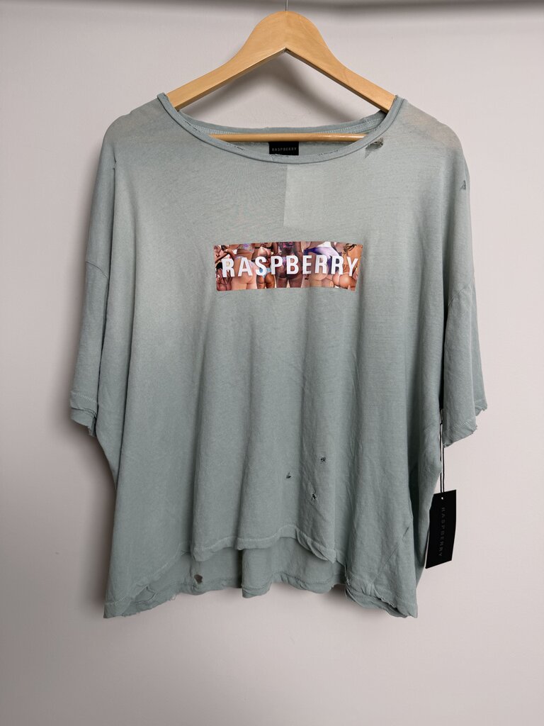 New GV Gallery BBL Box Logo Tee Size M
