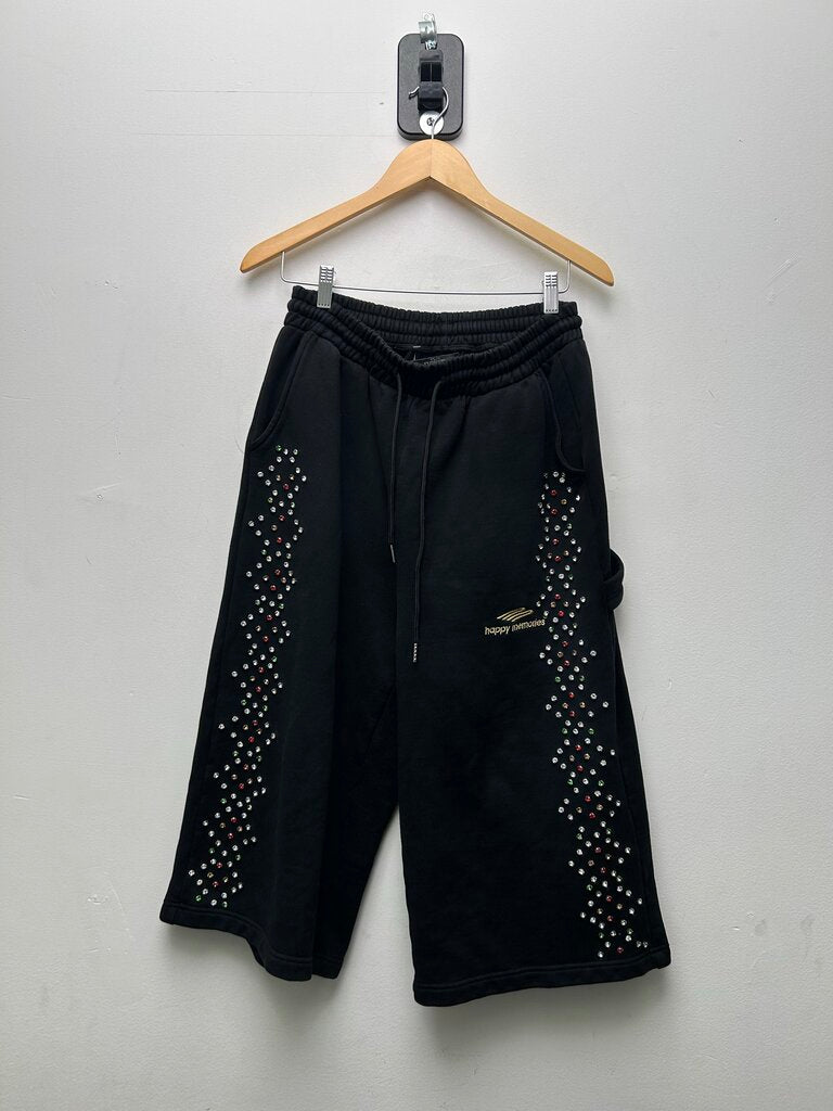 Preowned HMDD Rhinestone 3/4 Black Shorts sz.M