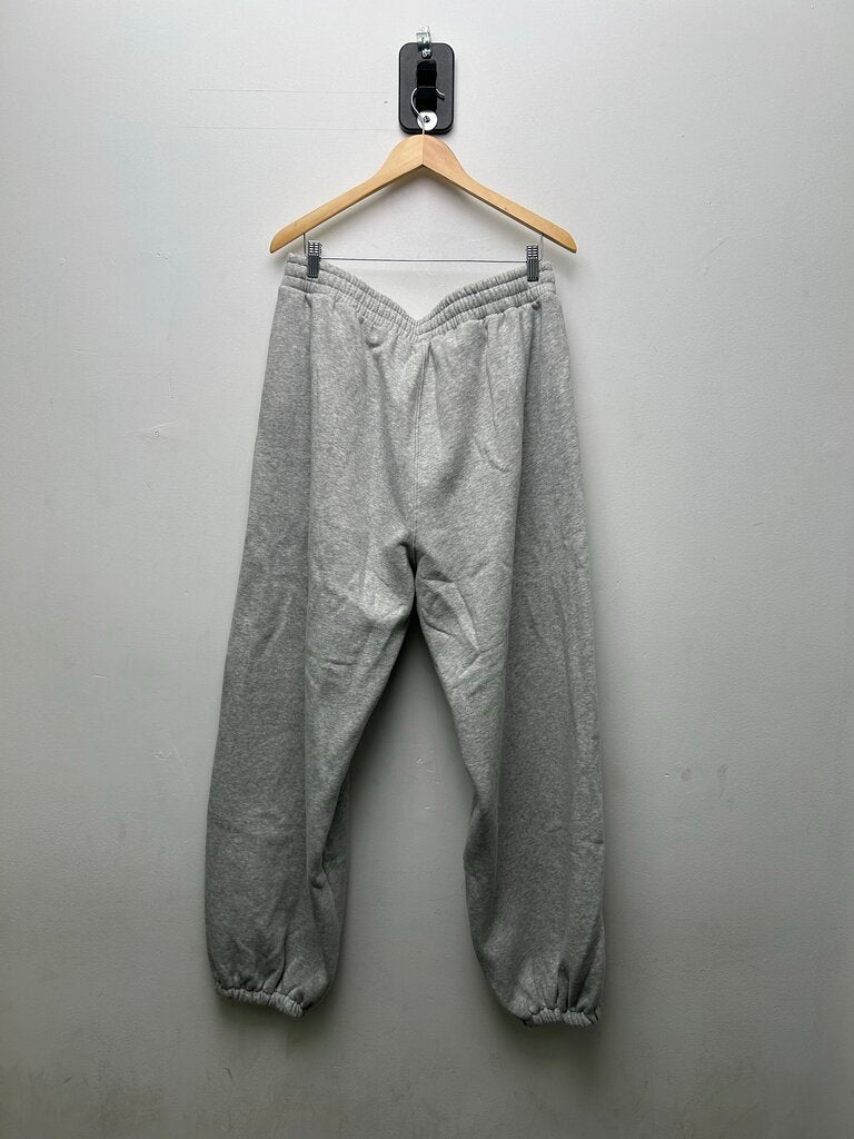 New GV Gallery Rainbow Monogram Grey Sweats sz.L