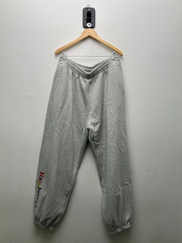 New GV Gallery Rainbow Monogram Grey Sweats sz.L