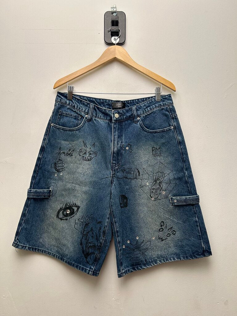 Preowned HMDD Lightwash Rhinestone Denim Shorts sz.M