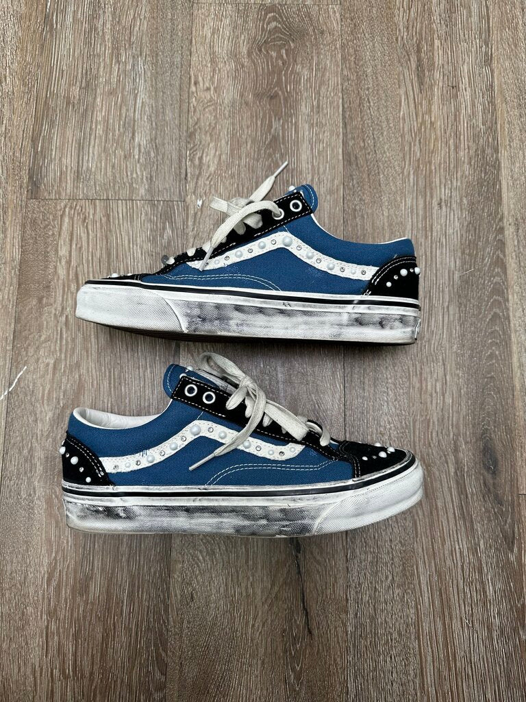 Preowned Vans Pearlized Navy sz.9