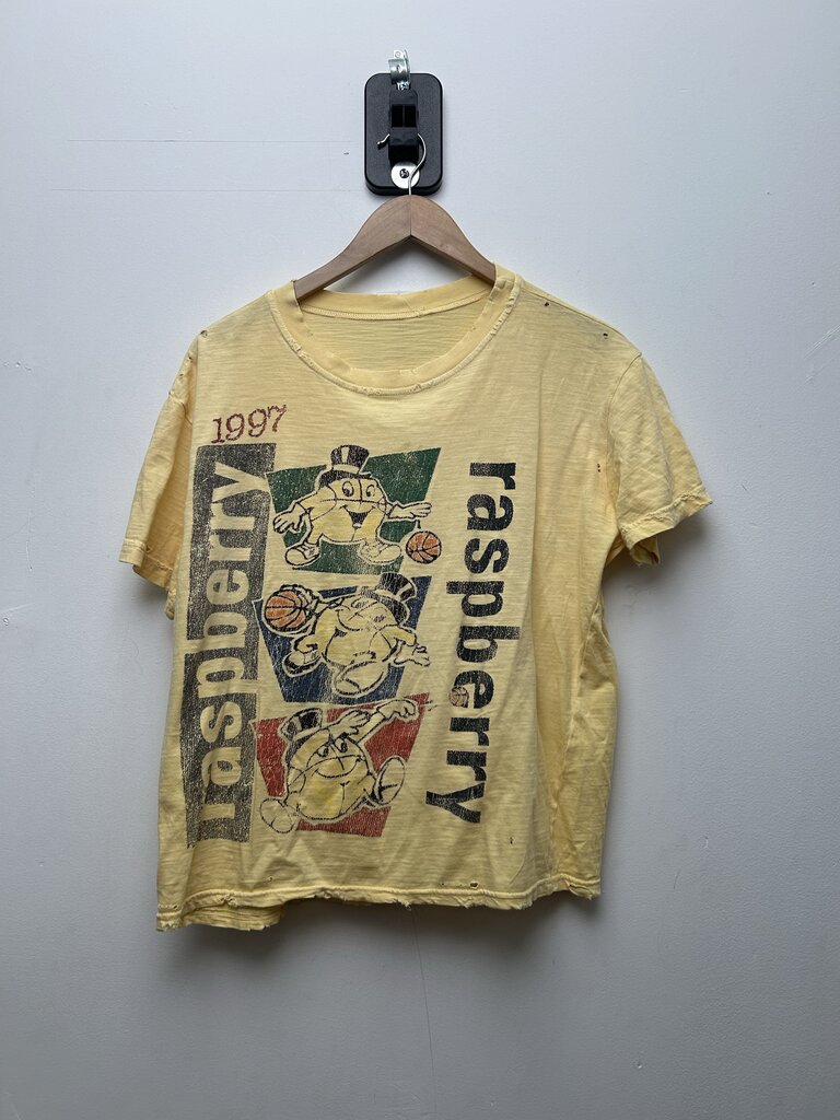 Preowned Gv Gallery Yellow Basketball Tee Size Small