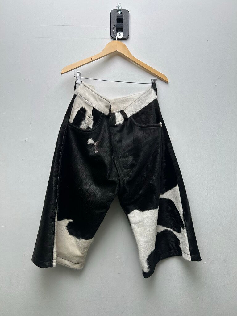 New NYRVA Cowhide Black White Cargo Short Size 32