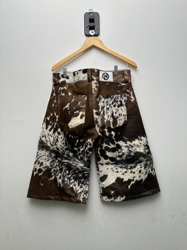 New NYRVA Mohair Tan Shorts Size 32