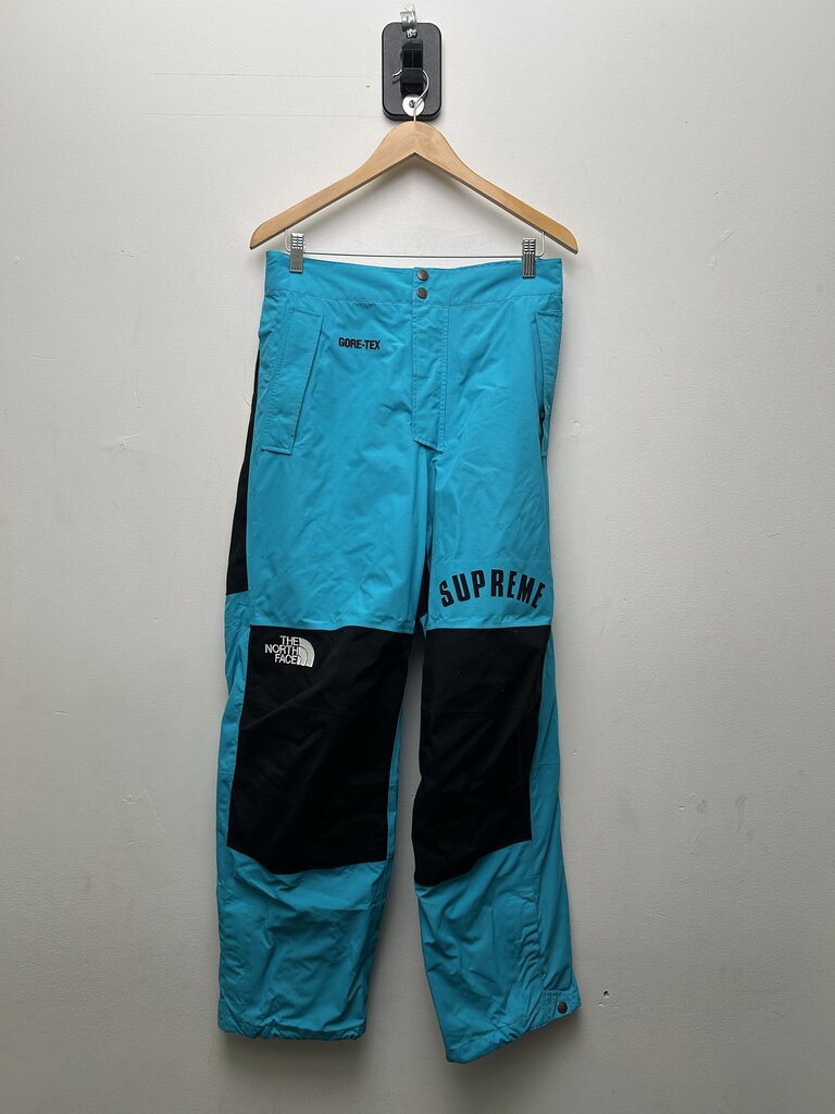 Preowned Supreme TNF Teal Arc Logo Mountain Pants Size Medium