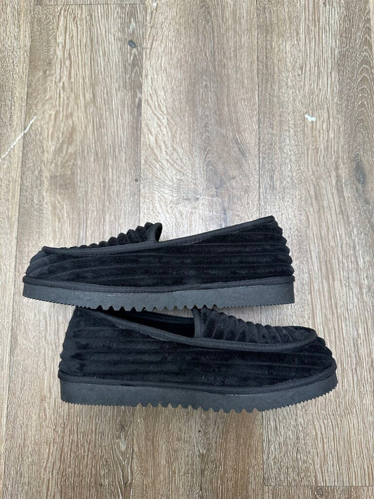 New Gv Gallery Black RSP Slippers Sz.8