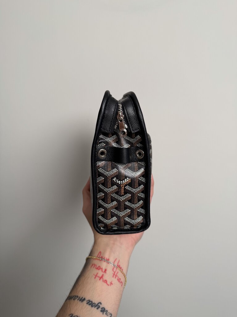 Preowned Goyard Jouvence Black Toiletry MM