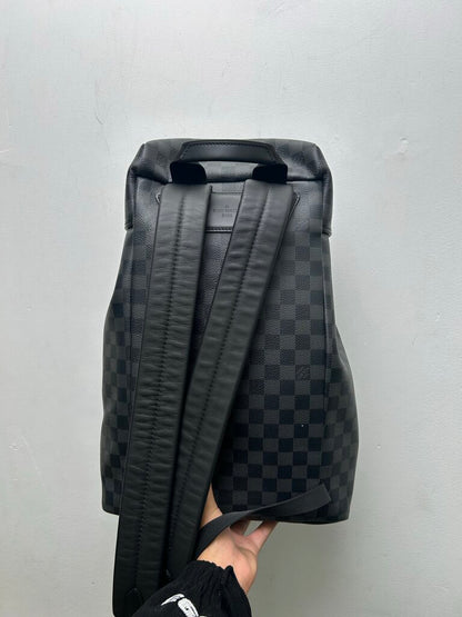 Preowned Louis Vuitton Damier Zack Black Backpack