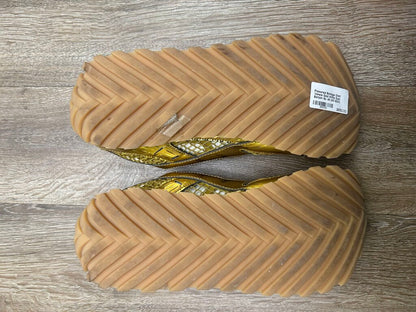 Preowned Bottega Orbit Veneta Gold White Gum Bottom Sz. 46 (NO BOX)