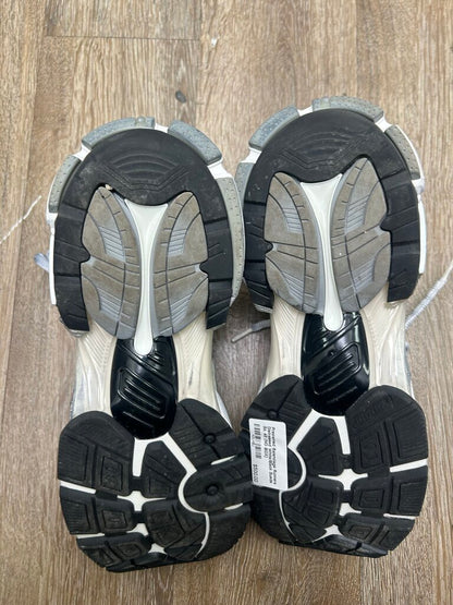 Preowned Balenciaga Runners Distressed White/Black Suede Sz. 43 (NO BOX)