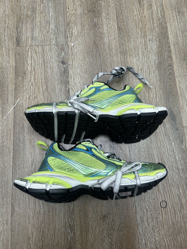 Preowned Balenciaga 3XL Runners Lime Green Sz.43 (NO BOX)