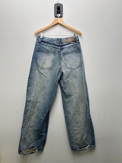 Preowned GV Gallery Pink RBerry Logo Lightwash Denim sz.S