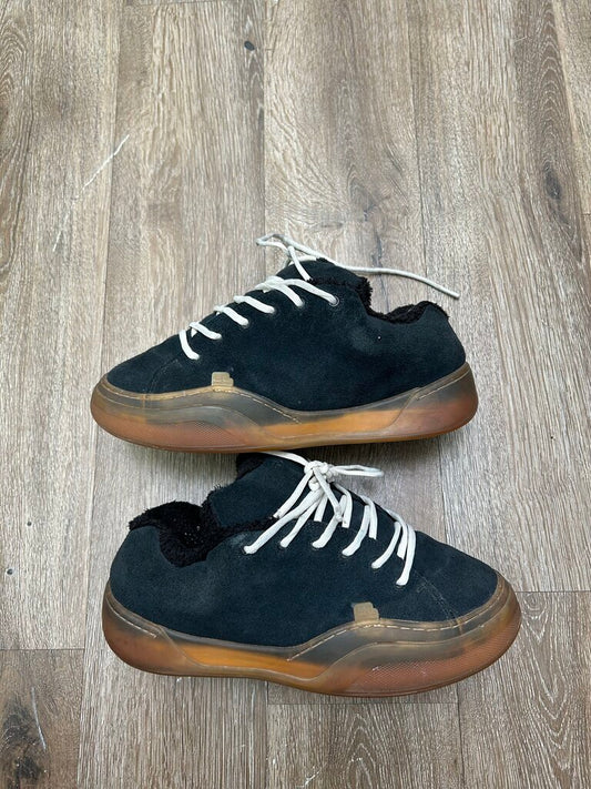 Preowned ERL Vamp Brown Black Sz.10