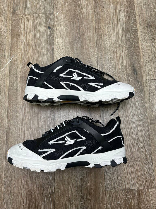 Preowned Sicko Black White Distressed Size 13