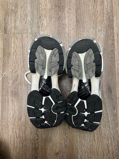 Preowned Balenciaga Black White Grey Canvas Runner Sz.42
