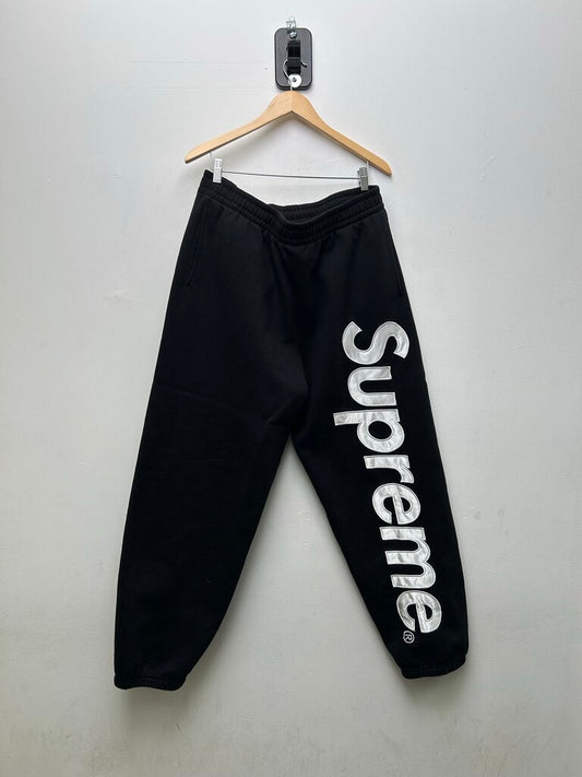 Preowned Supreme Satin Appliqué Black Sweatpants Size XL