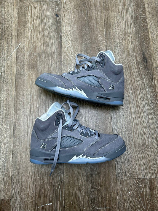 Preowned Jordan 5 Wolf Grey Sz.6Y